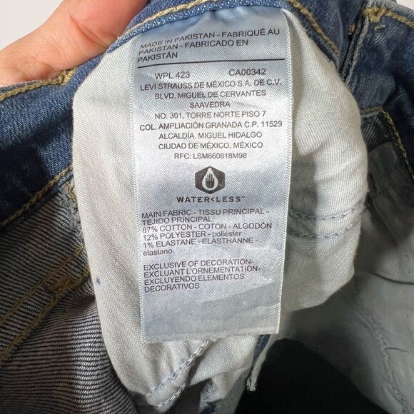 Levi’s Strauss Signature Heritage High Rise Straight Jeans Distressed - Picture 10 of 11